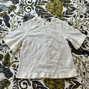 BR Eyelet Top